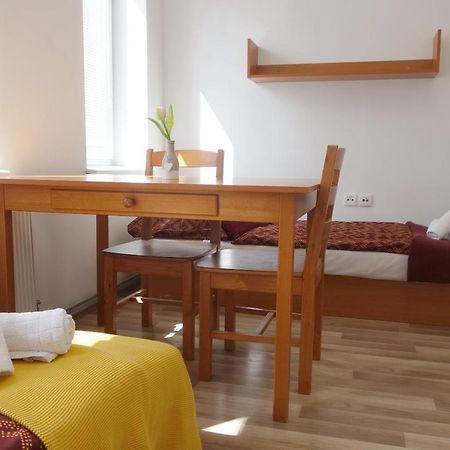 Apartmany Alzuz Ruzomberok Buitenkant foto
