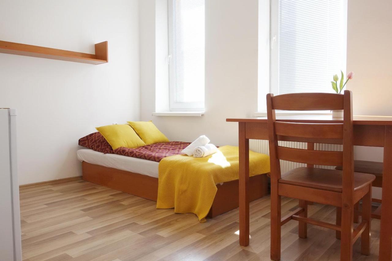 Apartmany Alzuz Ruzomberok Buitenkant foto